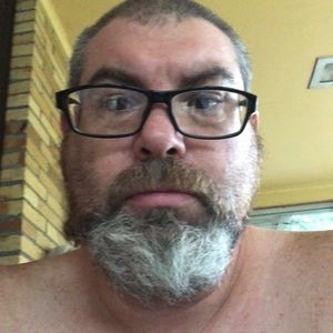 Meet your Posher, Henry